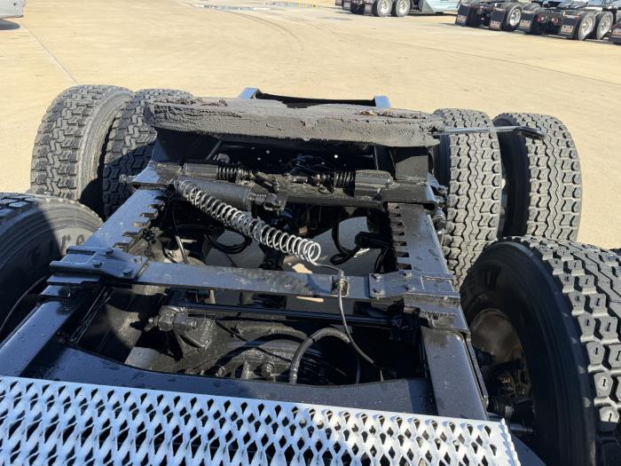 2022 Peterbilt 579-6