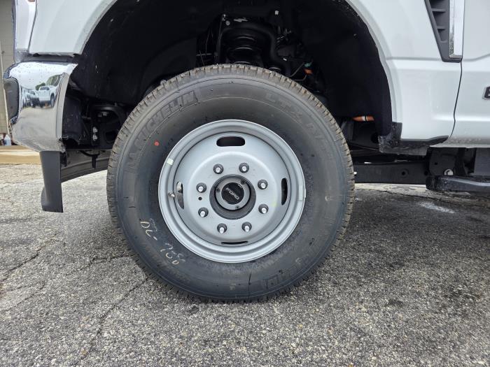 2025 Ford F-350-22