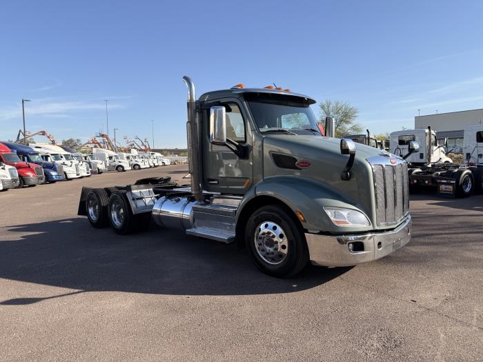 2021 Peterbilt 579-6