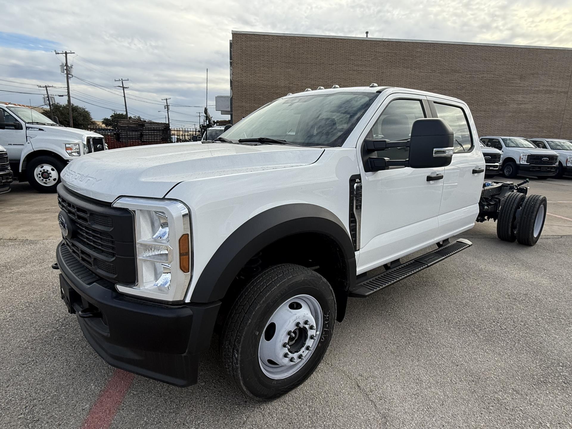 New 2026 Ford F-550 - photo 19