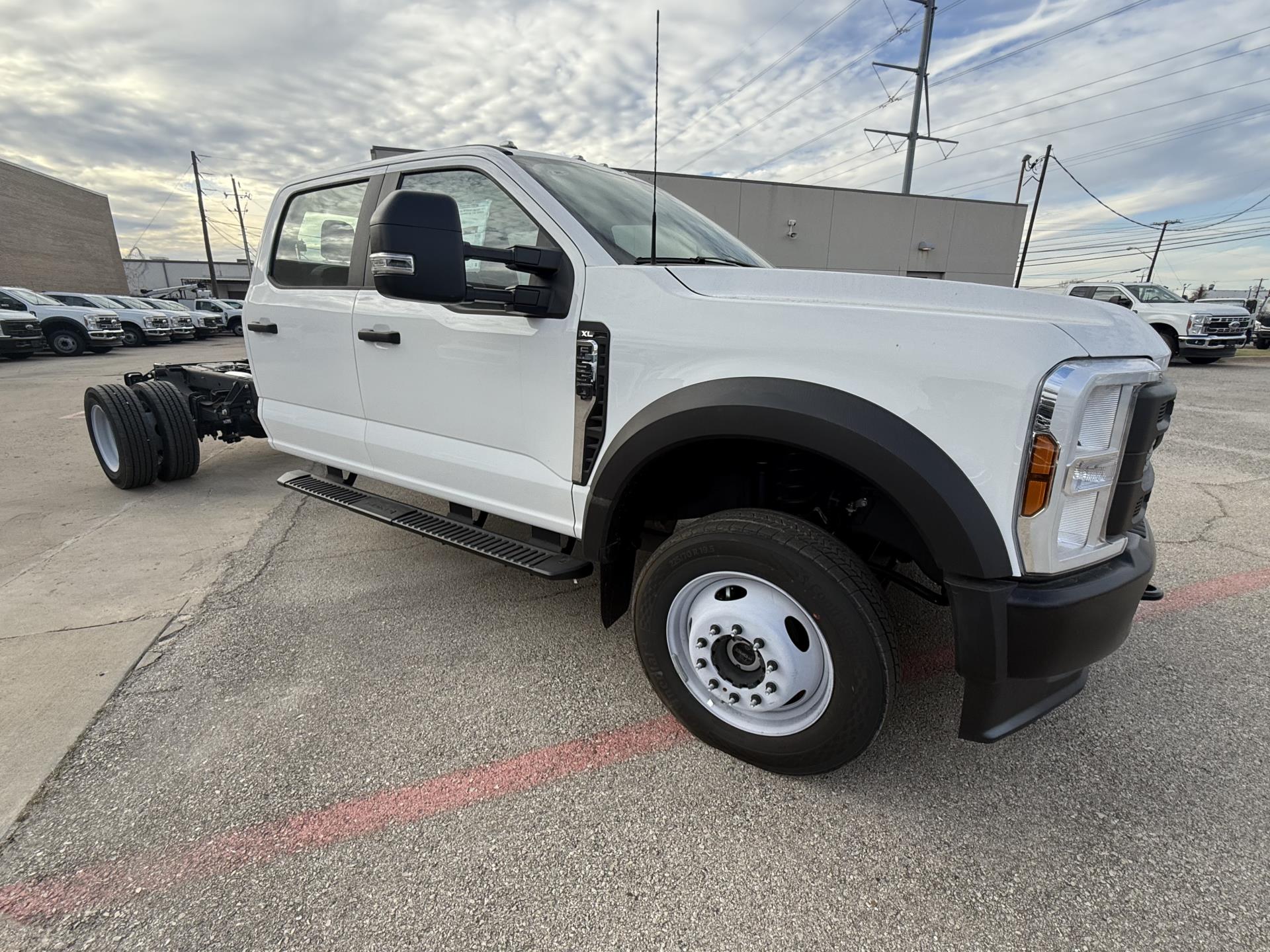 New 2026 Ford F-550 - photo 8