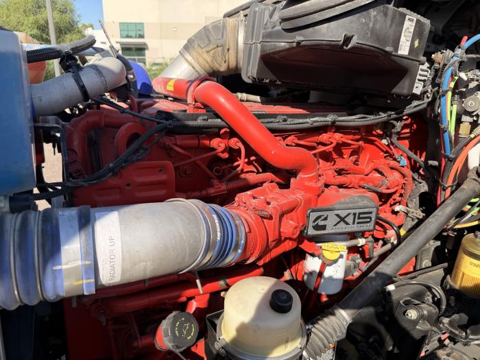 2020 Peterbilt 579-8