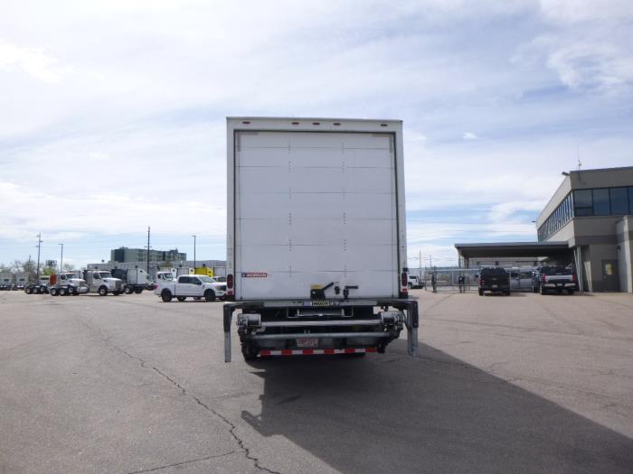 2020 Peterbilt 337-5