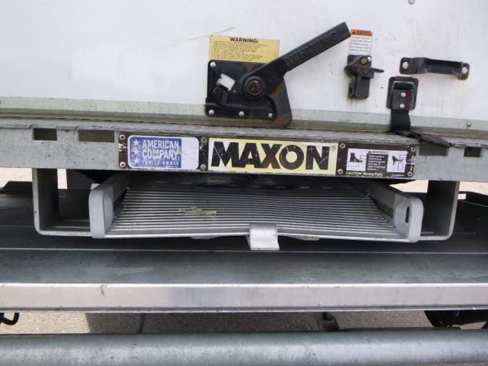 2020 Peterbilt 337-6