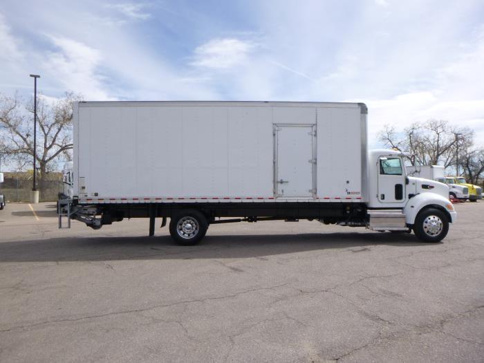 2020 Peterbilt 337-10