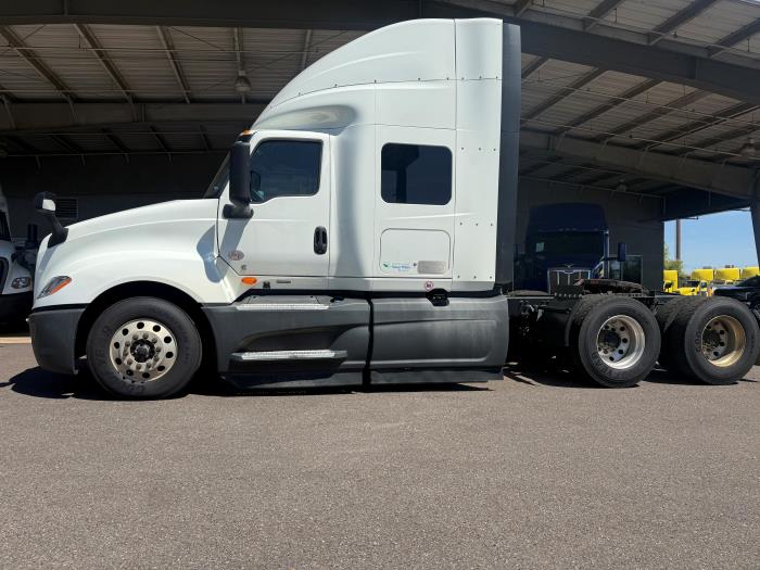 2022 International LT625-4