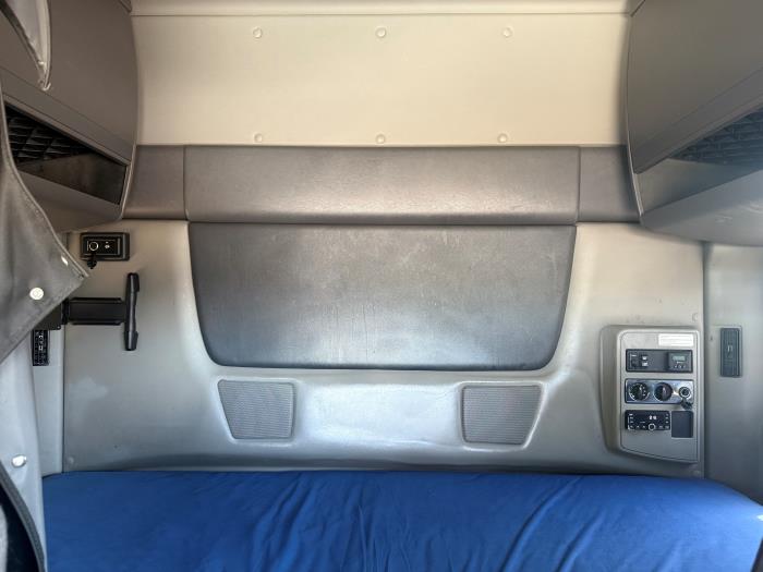 2022 International LT625-7