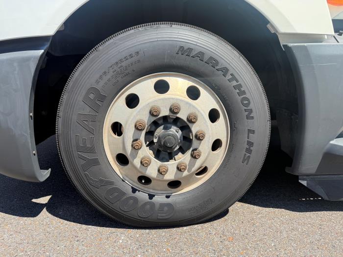 2022 International LT625-12