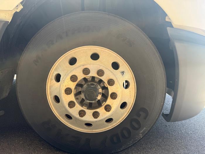 2022 International LT625-16