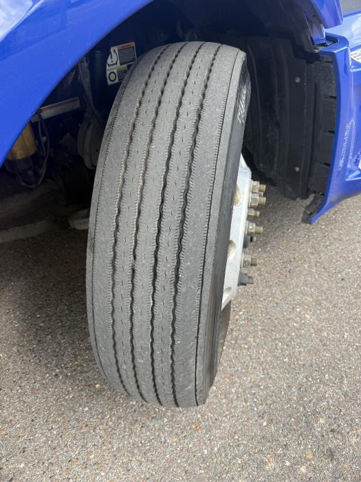 2022 Peterbilt 579-16