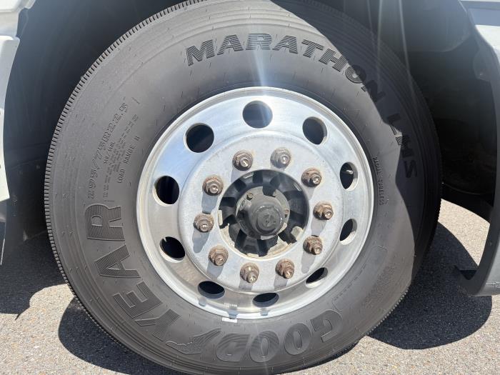 2020 International LT625-21