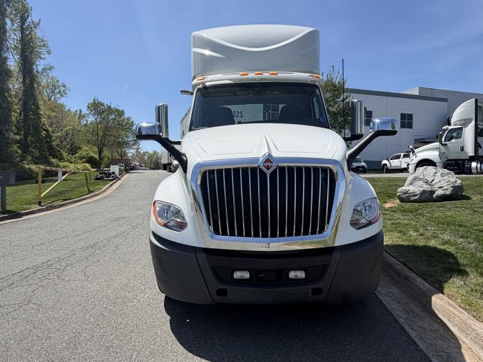 2022 International LT625-1