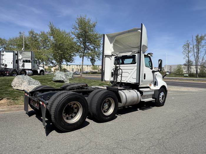 2022 International LT625-4