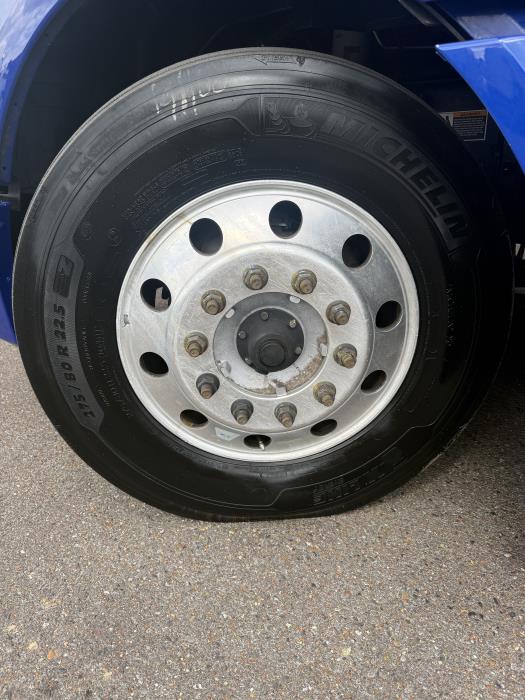 2022 Peterbilt 579-11