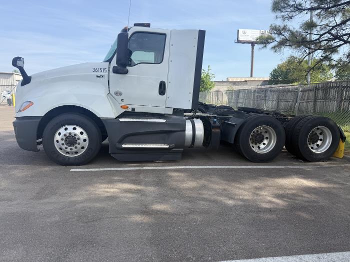 2021 International LT625-2