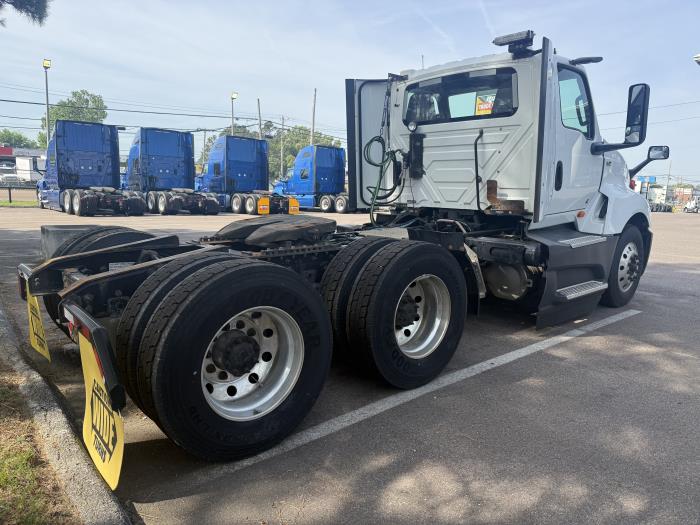 2021 International LT625-5