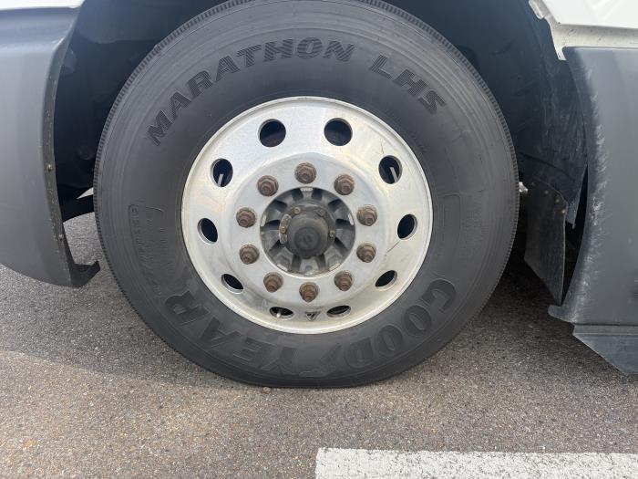 2021 International LT625-12