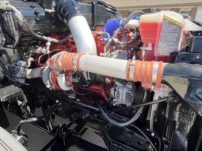 2015 Peterbilt 579-6