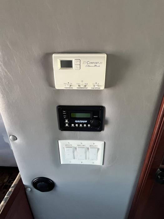 2015 Peterbilt 579-17