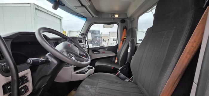 2023 Peterbilt 567-9