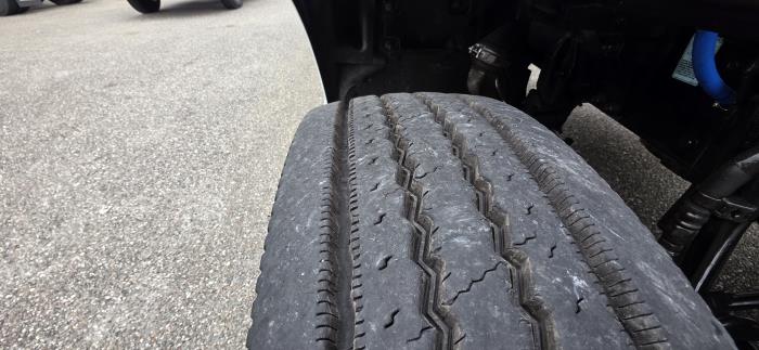 2023 Peterbilt 567-18