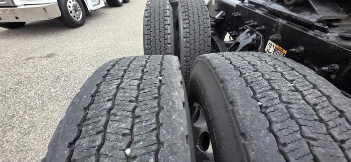 2023 Peterbilt 567-19