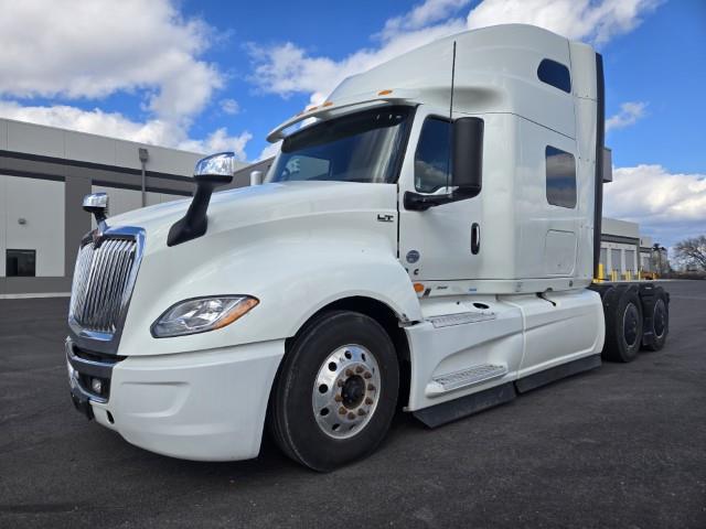 2022 International LT625-1