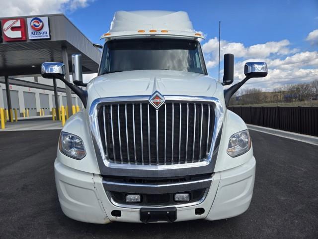 2022 International LT625-2