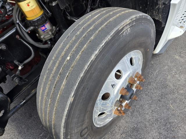 2022 International LT625-22