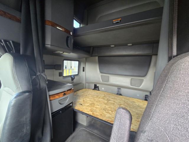 2022 International LT625-8