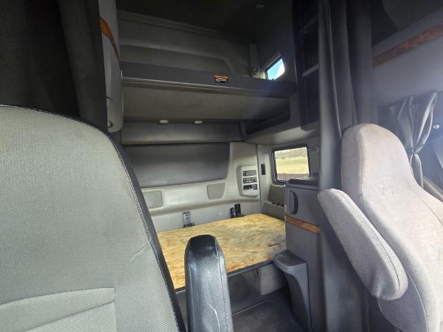 2022 International LT625-9