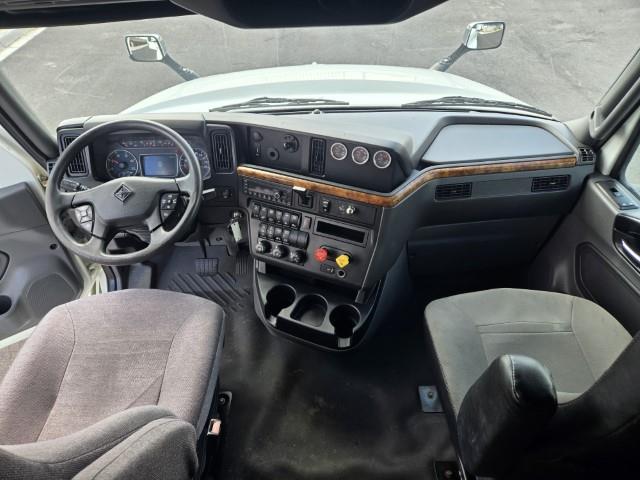 2022 International LT625-13