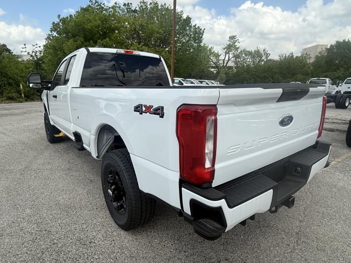 2026 Ford F-350-3