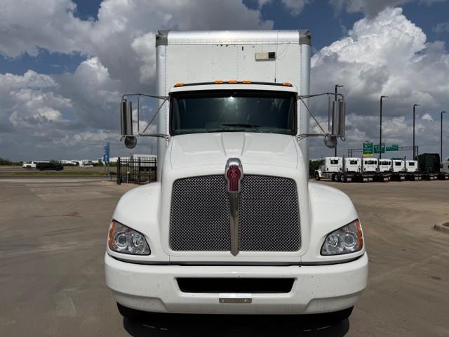 2022 Kenworth T270-10