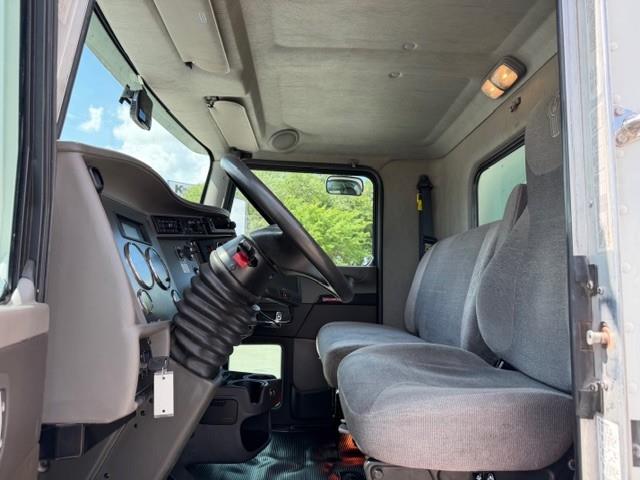 2022 Kenworth T270-16