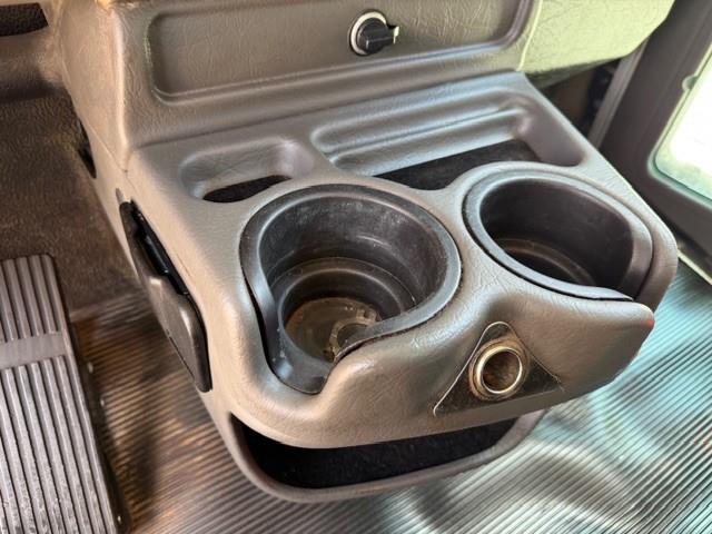 2022 Kenworth T270-29