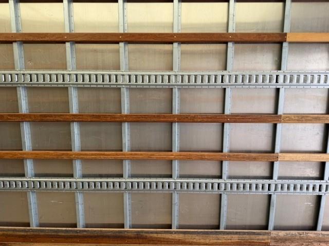 2022 Kenworth T270-37