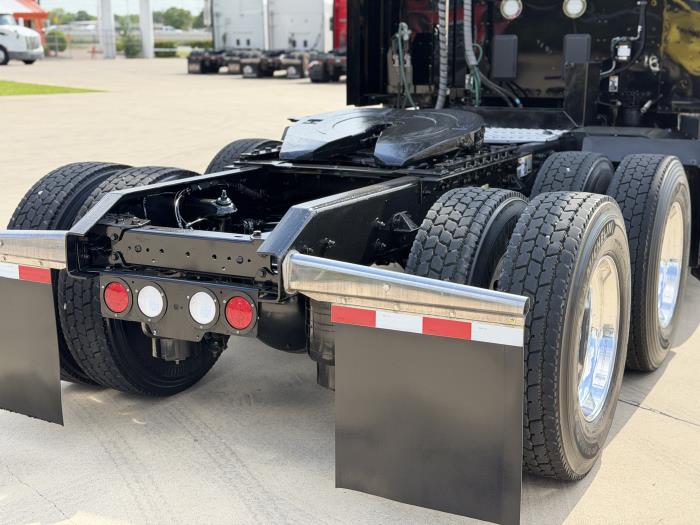 2022 Kenworth T680-11