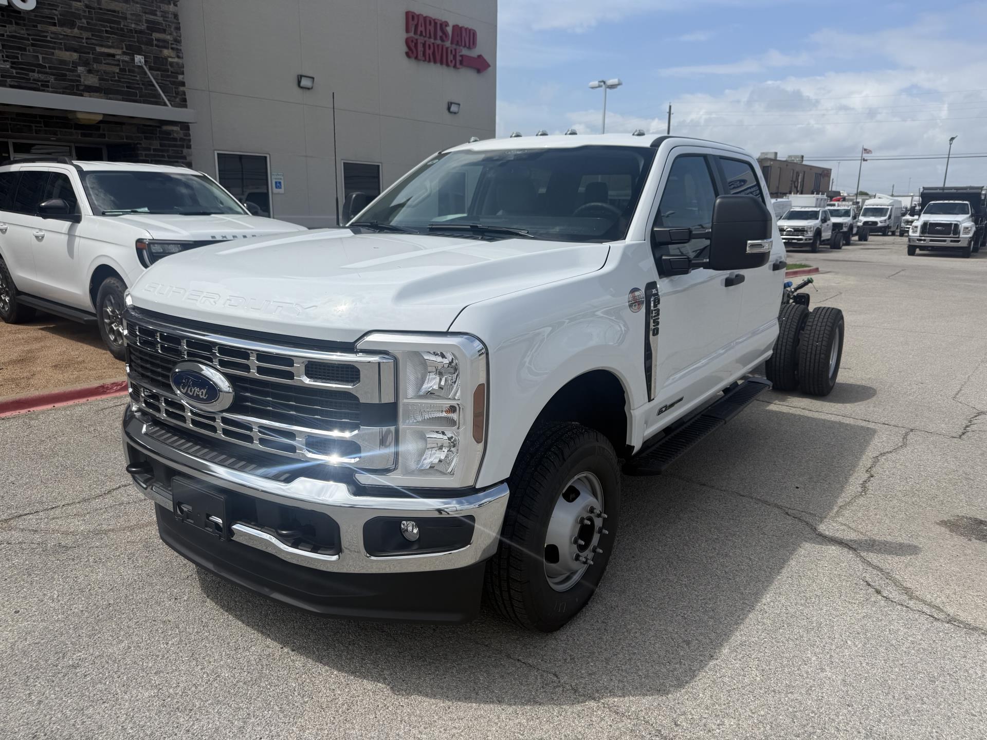 New 2026 Ford F-350 - photo 18