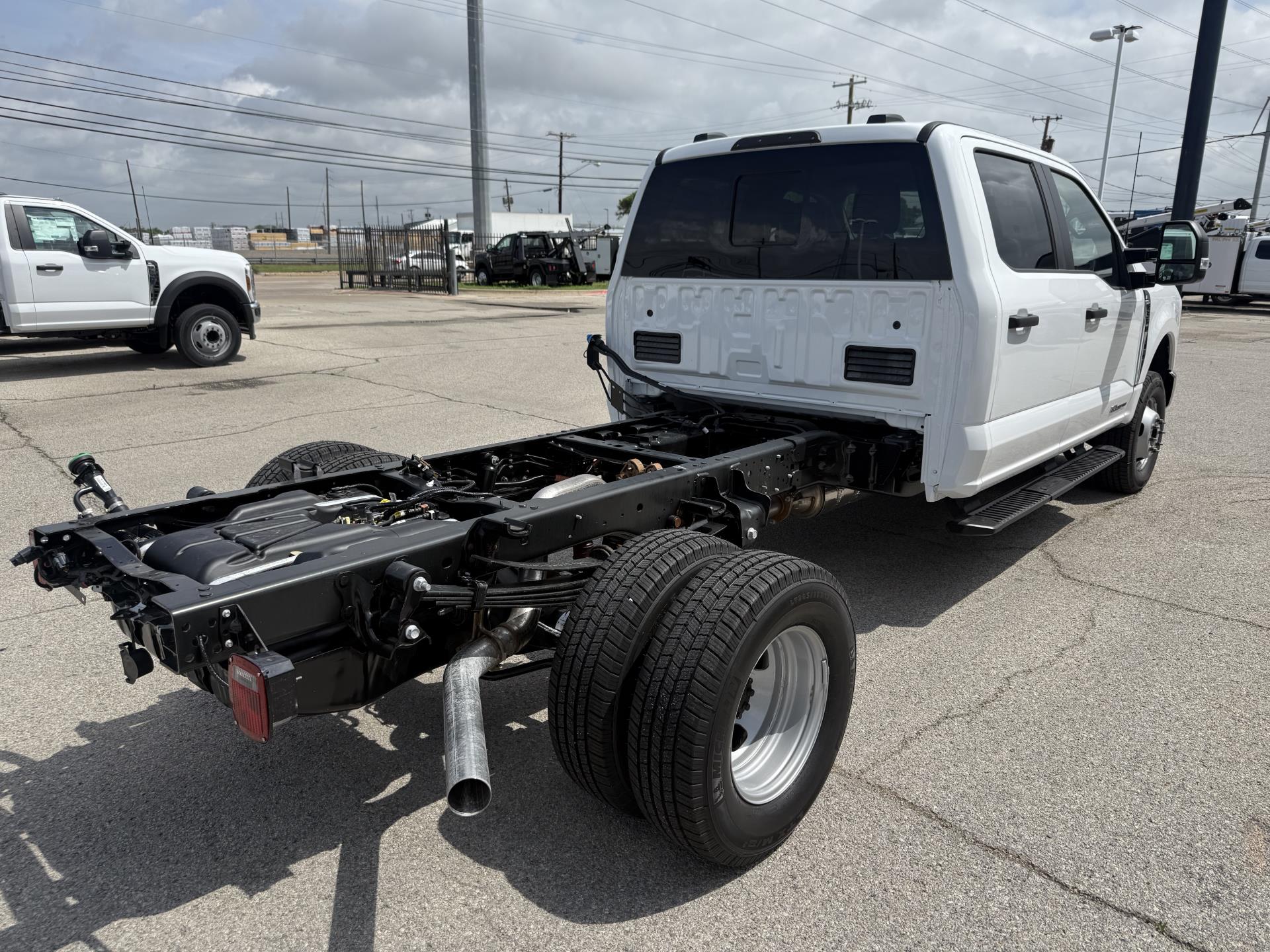 New 2026 Ford F-350 - photo 8