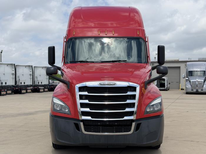 2023 Freightliner Cascadia-1