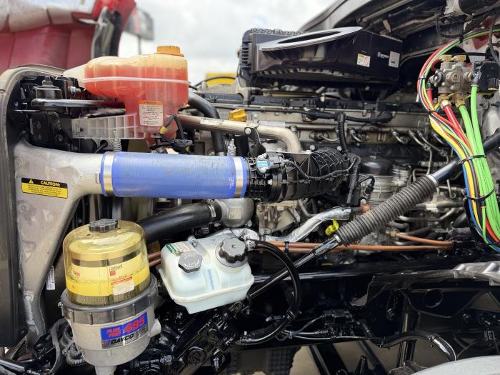 2023 Freightliner Cascadia-14