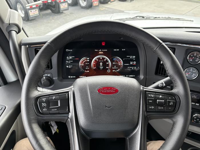 2027 Peterbilt 567-12