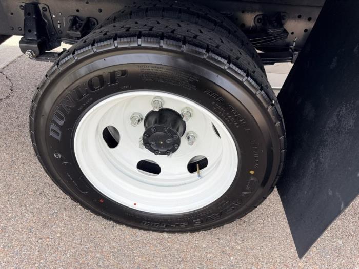 2024 Isuzu NRR - image 7