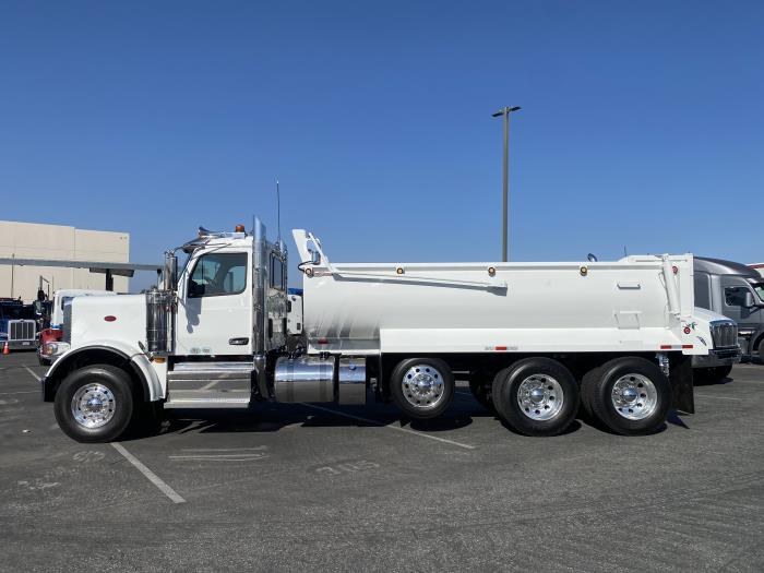 2027 Peterbilt 589-9