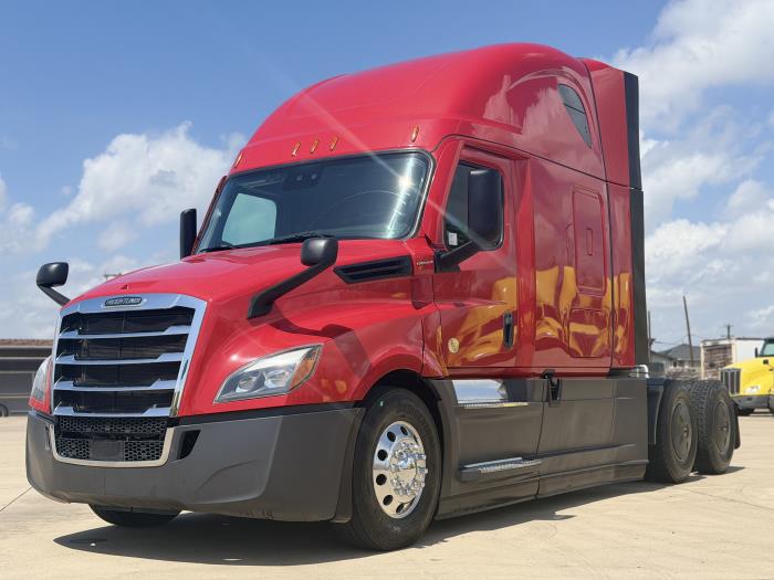 2023 Freightliner Cascadia-0