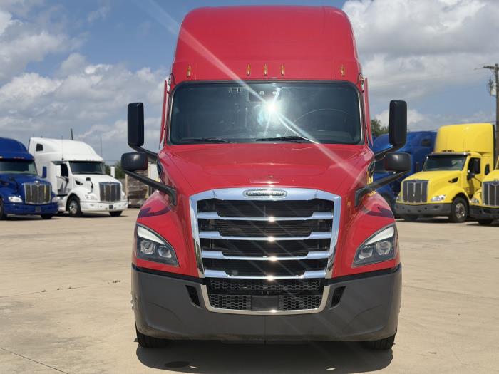 2023 Freightliner Cascadia-1