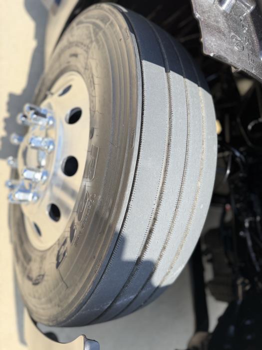 2023 Freightliner Cascadia-16