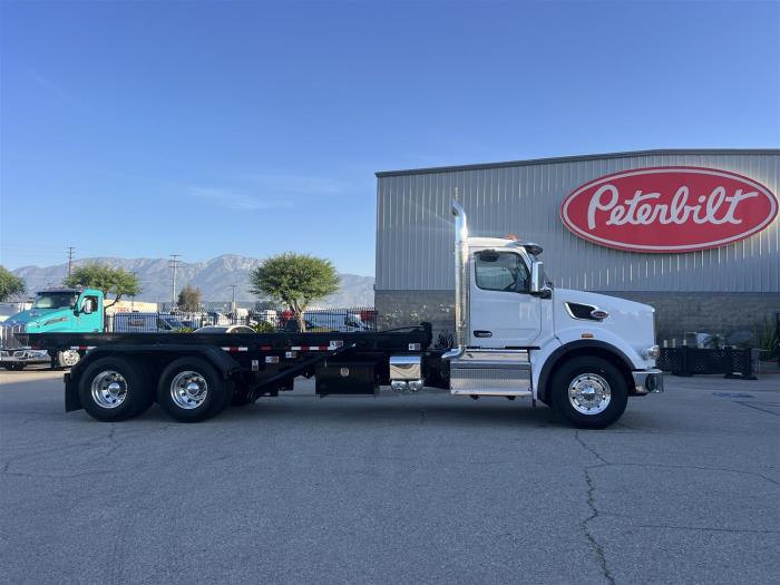2027 Peterbilt 567-4