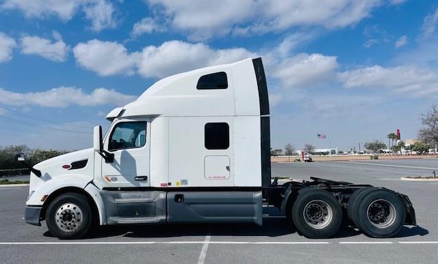 2021 Peterbilt 579-7
